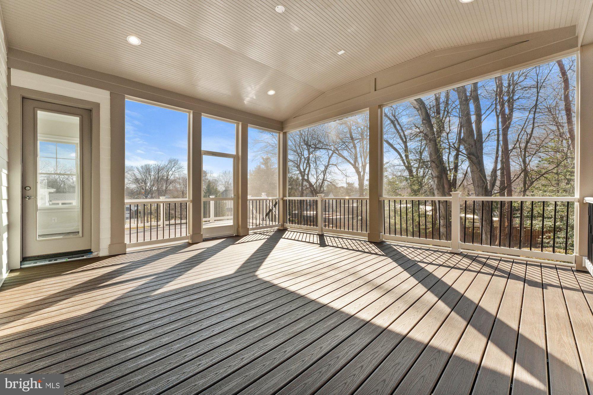 ROLLING RIDGE - Residential