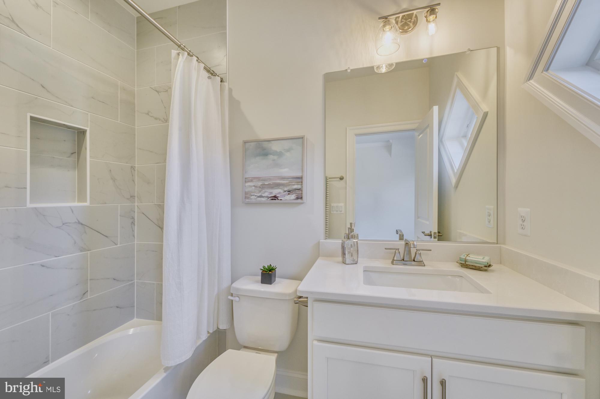 ROLLING RIDGE - Residential