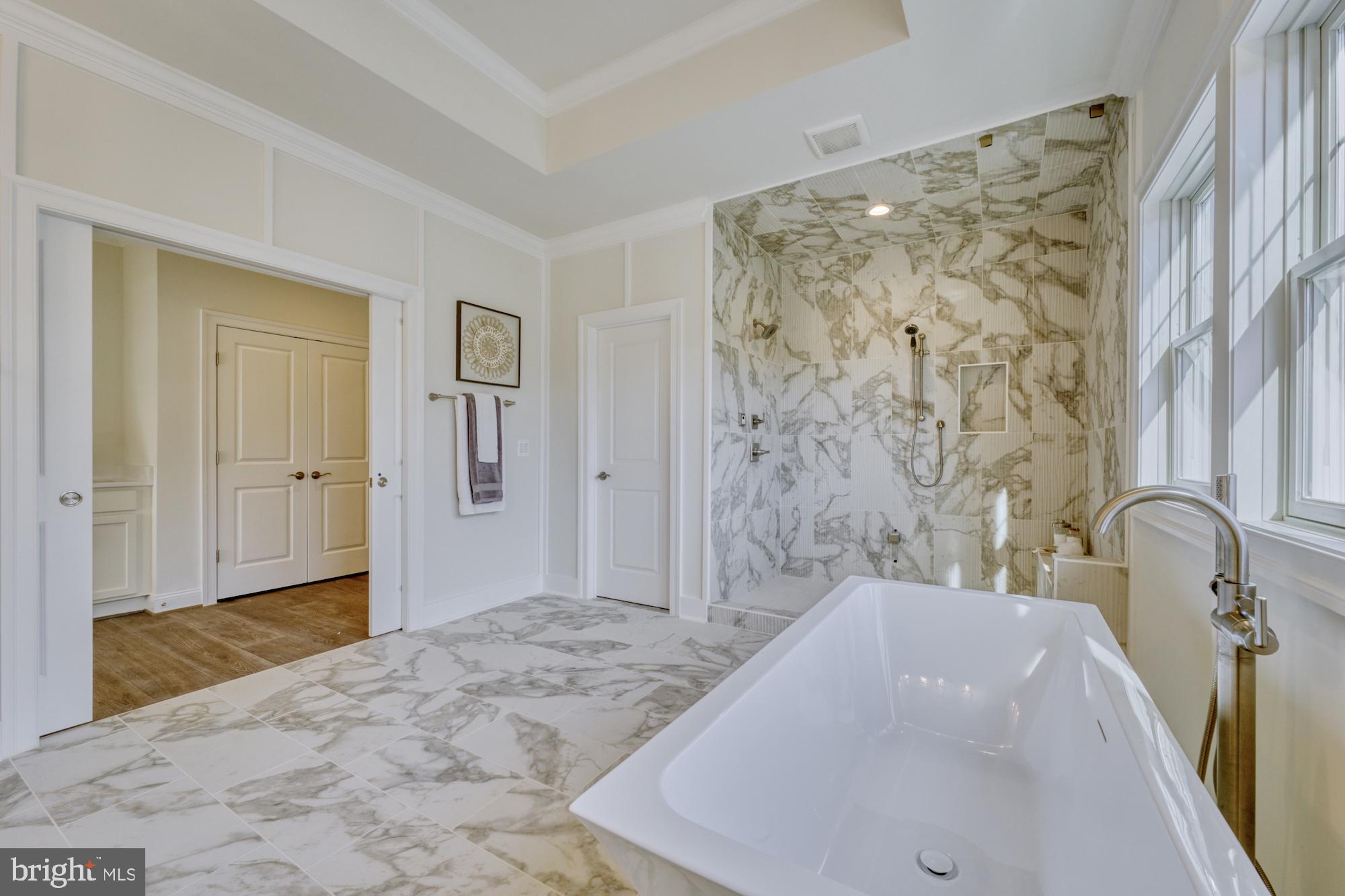 ROLLING RIDGE - Residential