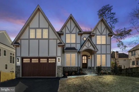 9005 Ridge Lane, Vienna, VA MLS: VAFX2222348