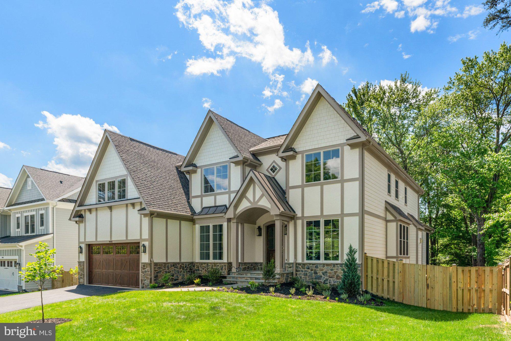 ROLLING RIDGE - Residential