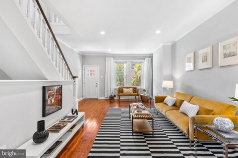 Townhouse For Sale - 3573 Calumet Street<br/> PHILADELPHIA, PA 19129