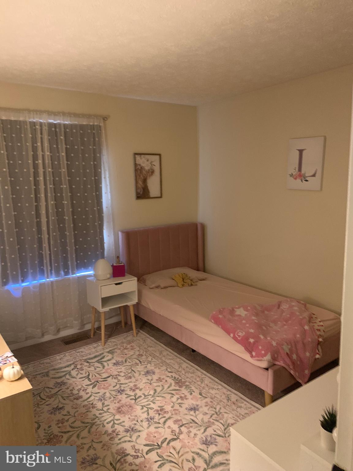 CHESTERFIELD - Residential Lease