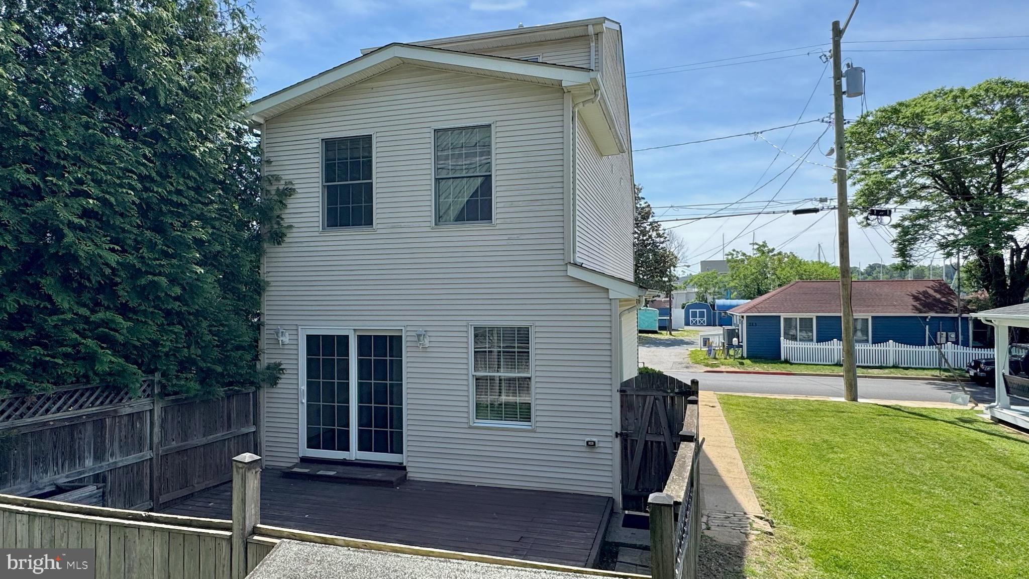 EASTPORT - Residential