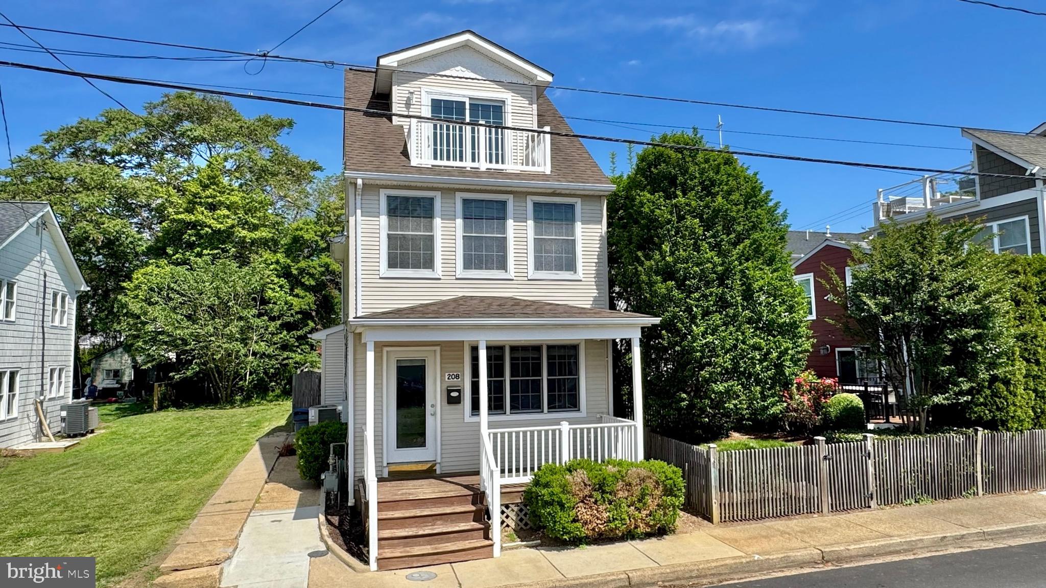 EASTPORT - Residential