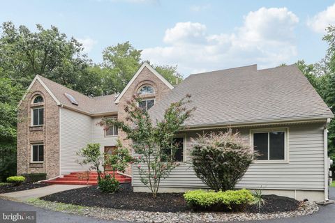 22 HOLLY OAK DRIVE VOORHEES NJ 08043