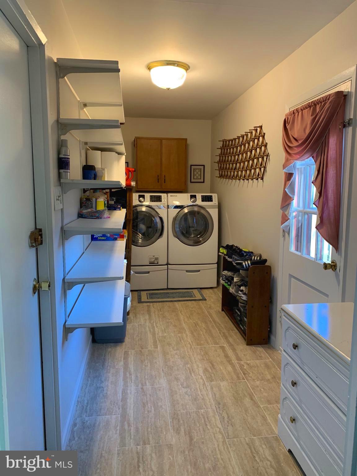 VICTORIA HEIGHTS - Residential