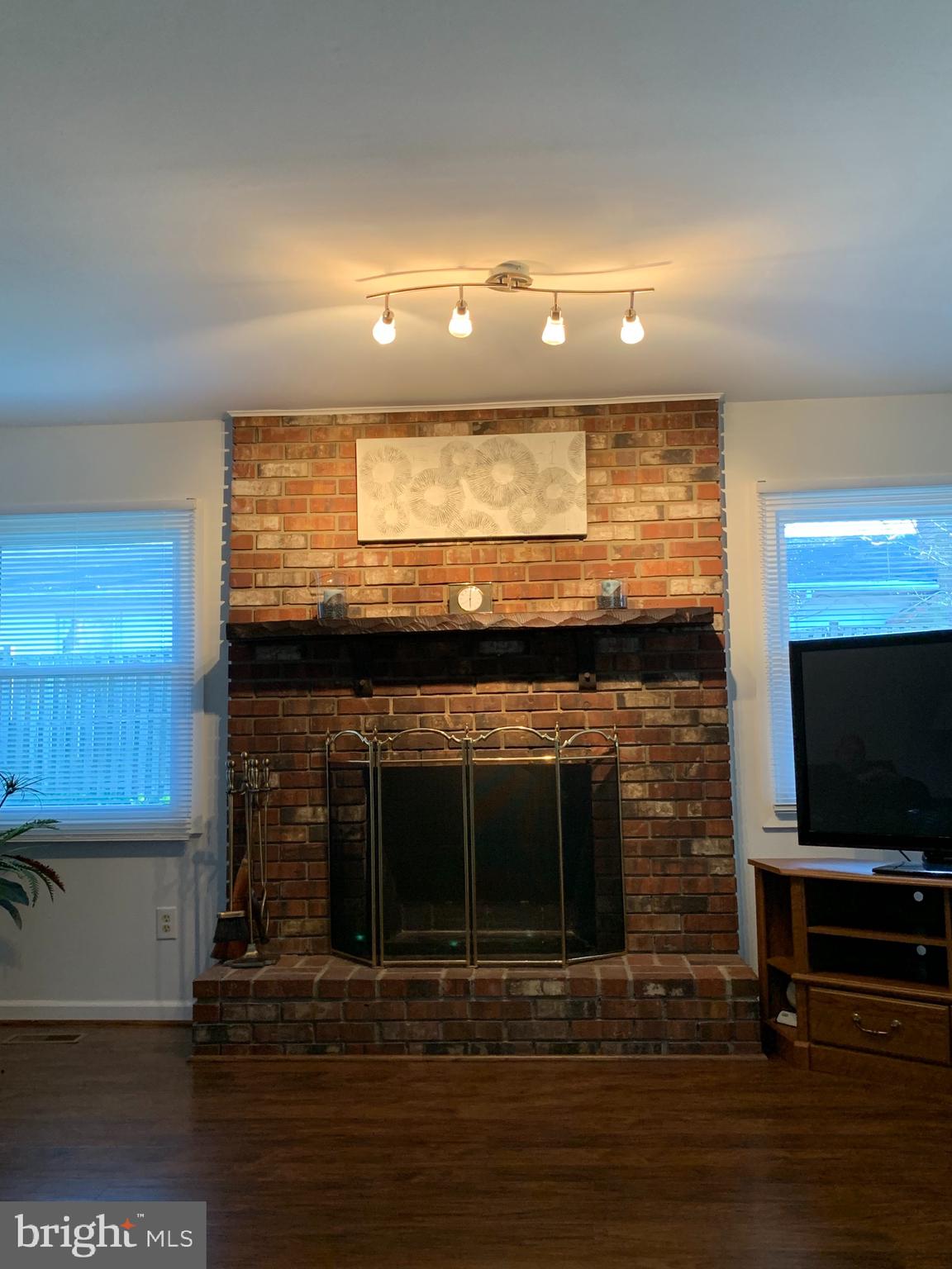 VICTORIA HEIGHTS - Residential