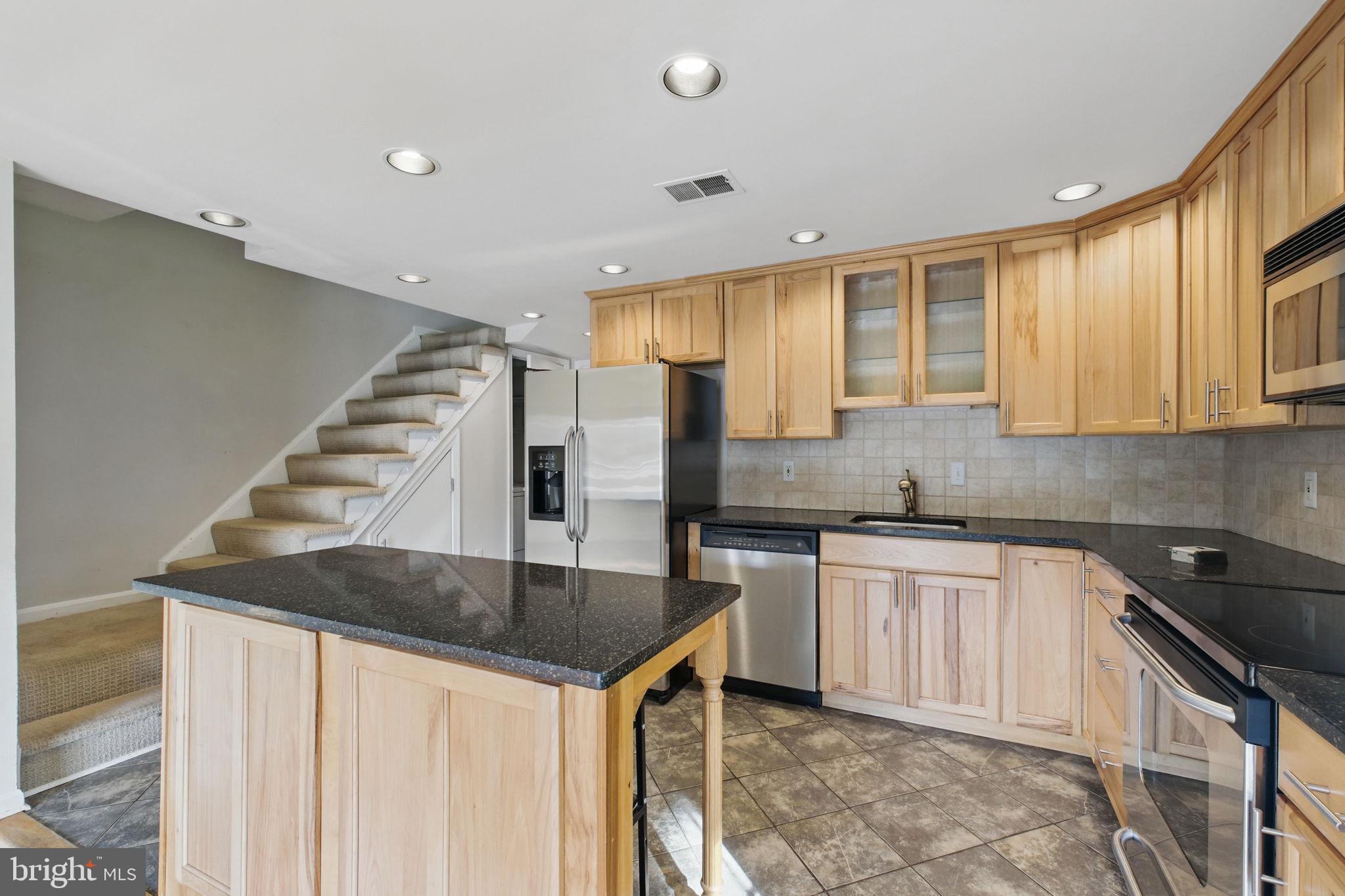 62 N BEDFORD STREET 62B