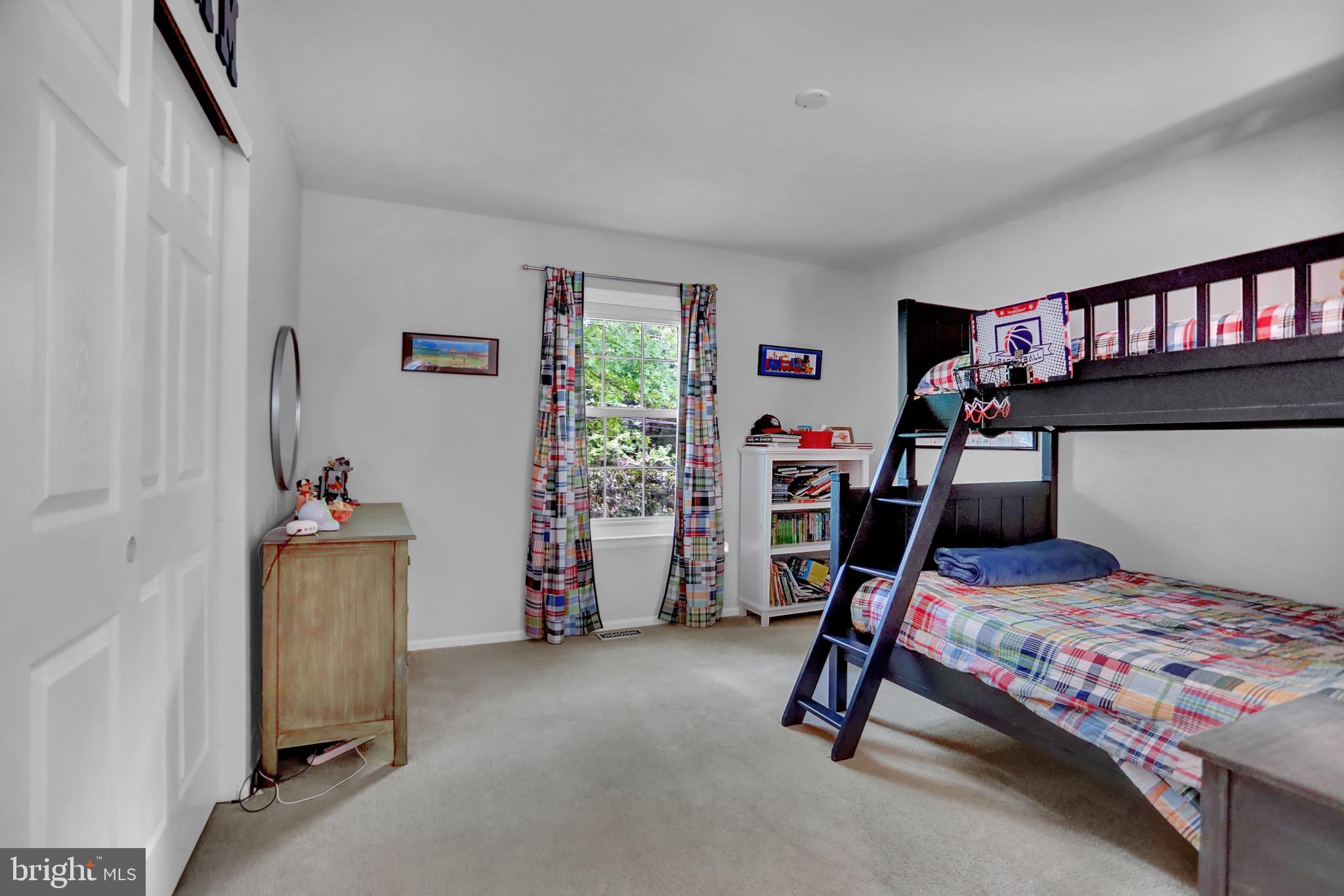 MAYFAIR - Residential