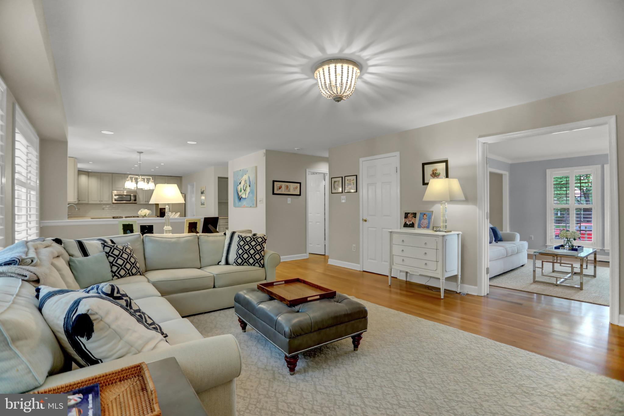 MAYFAIR - Residential