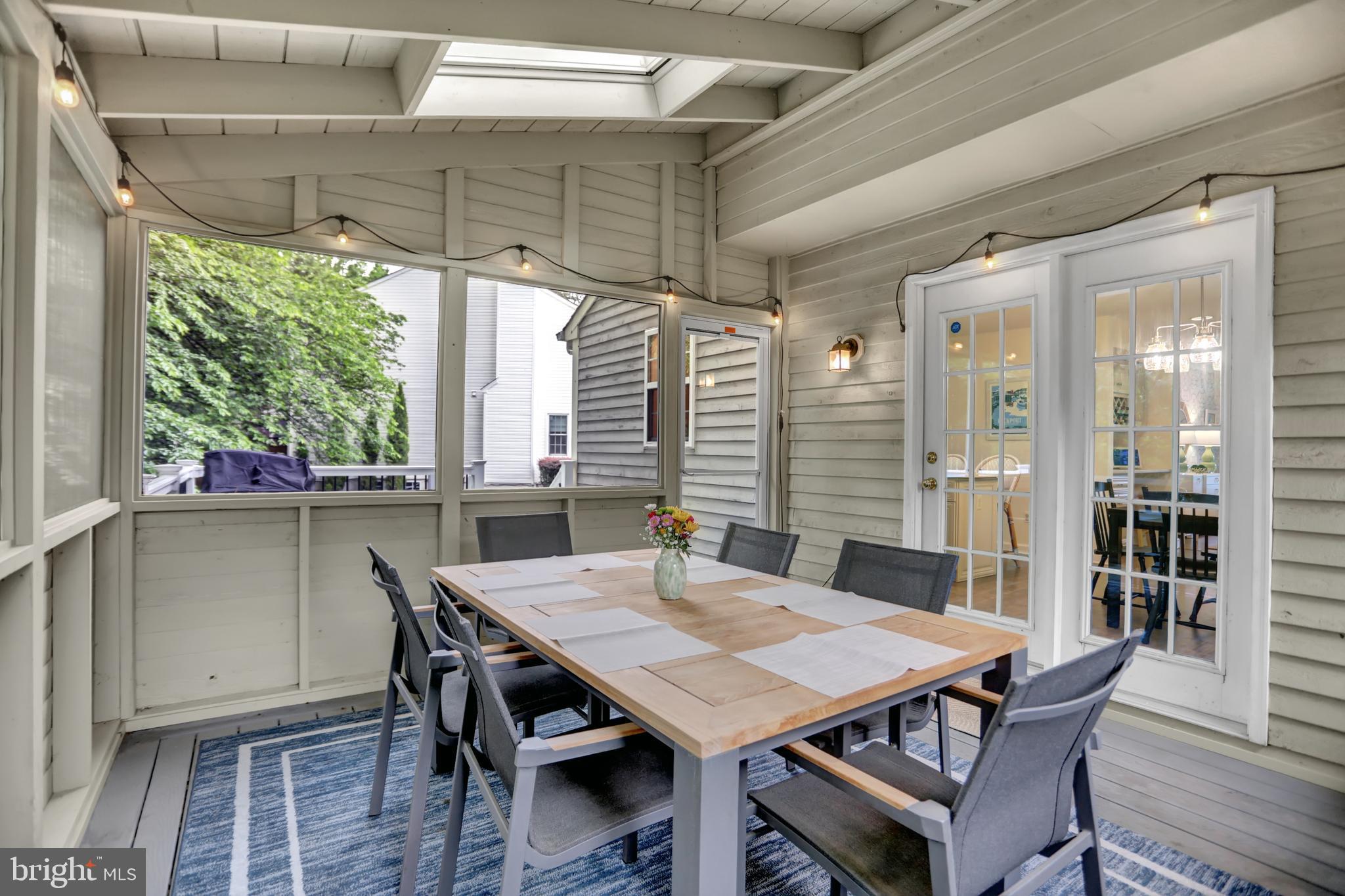 MAYFAIR - Residential