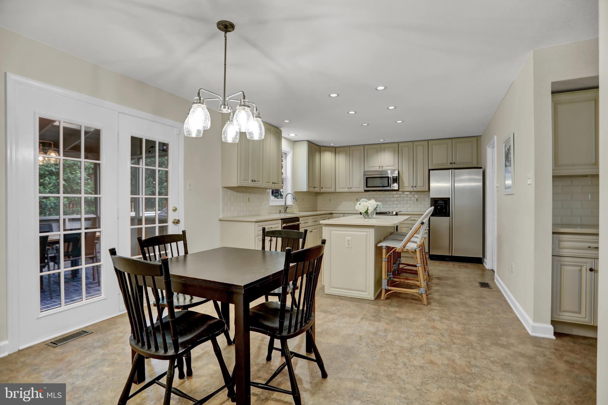 MAYFAIR - Residential