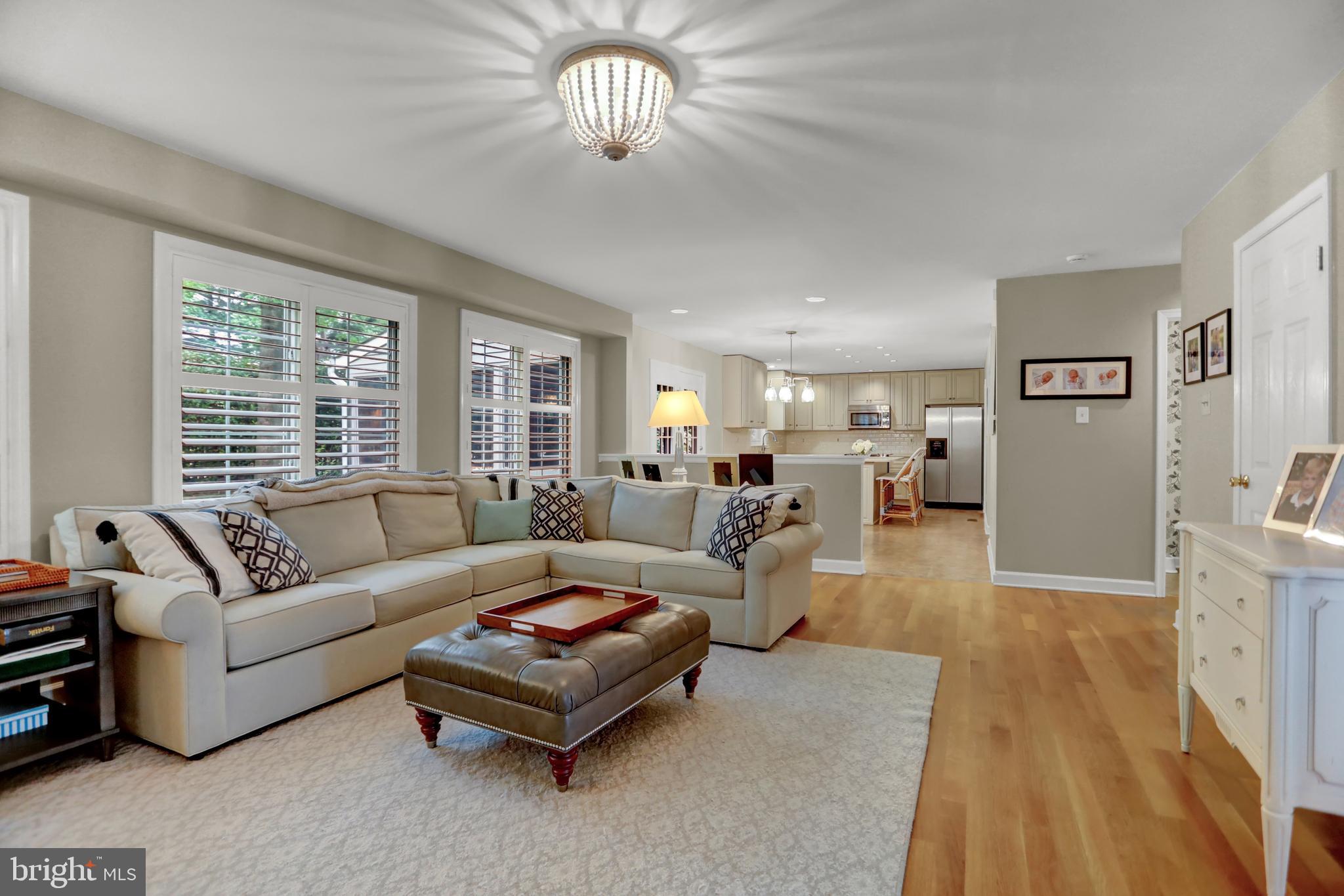 MAYFAIR - Residential