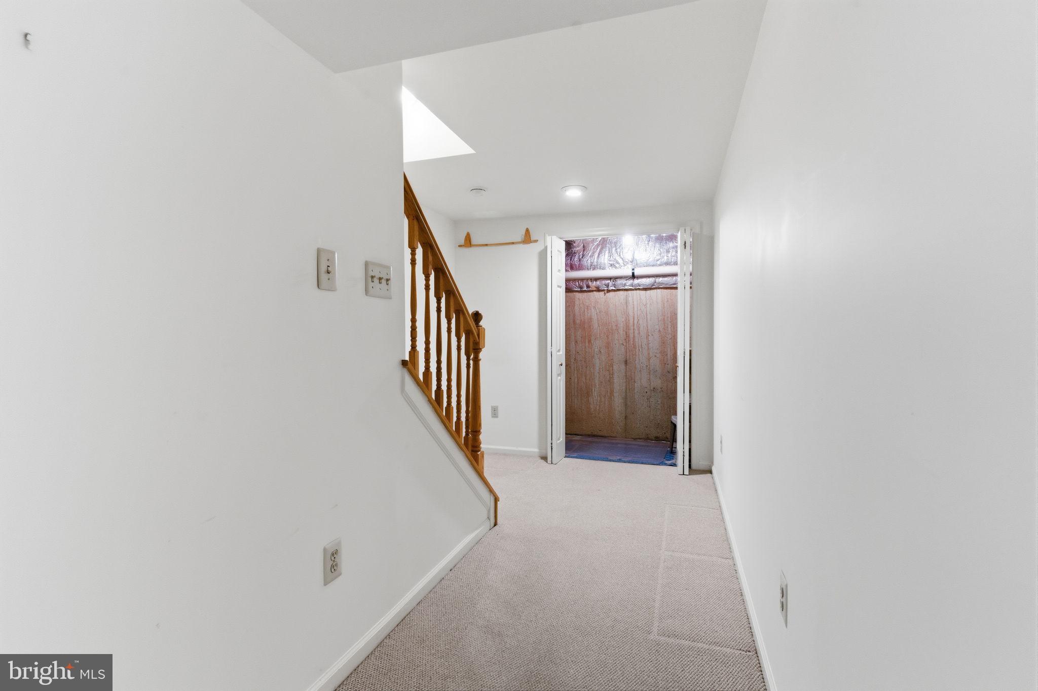 CHARING CROSS - Residential