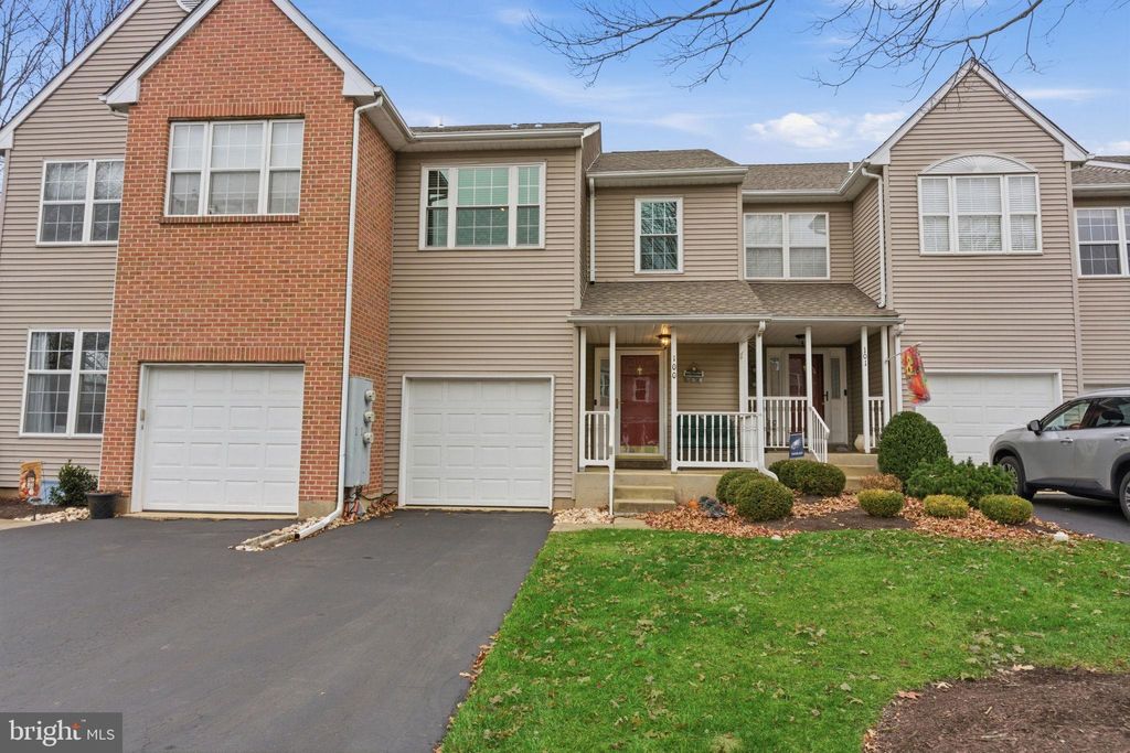 Photo of 100 Bishops Gate Lane, DOYLESTOWN, PA 18901 (MLS # PABU2109152)