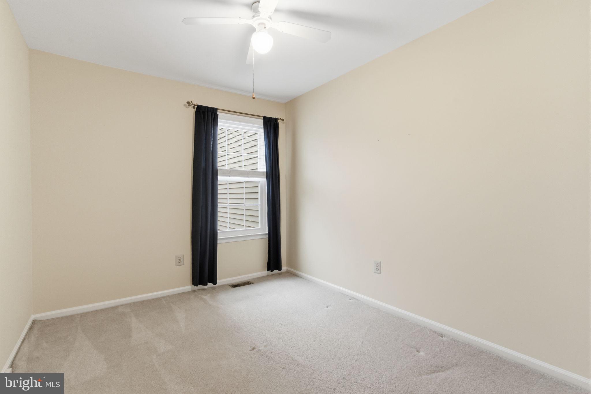 CHARING CROSS - Residential