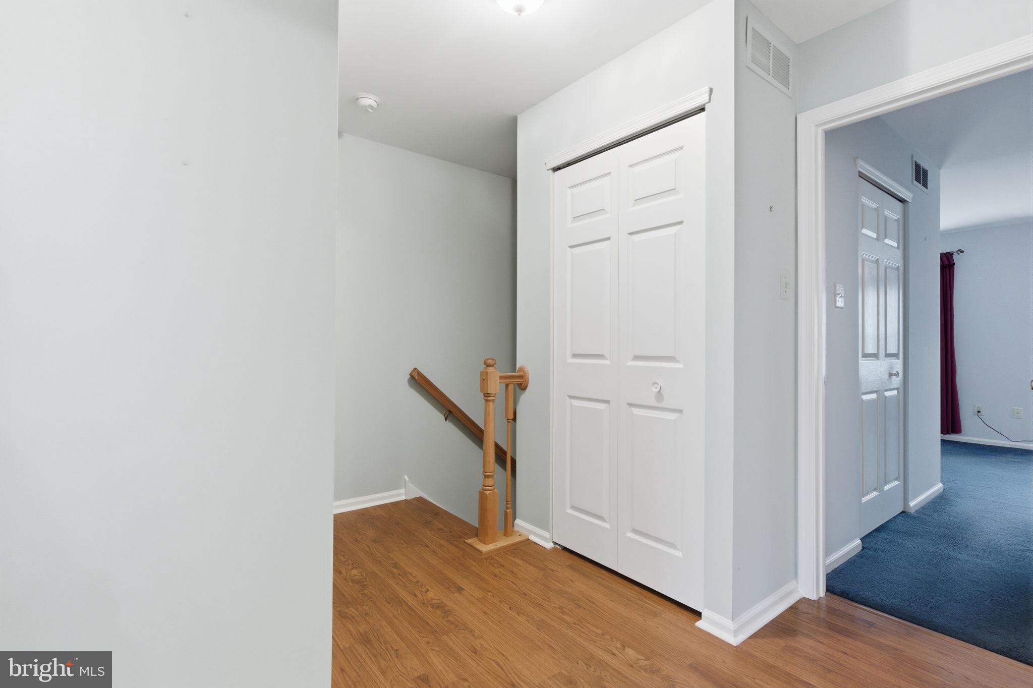 CHARING CROSS - Residential