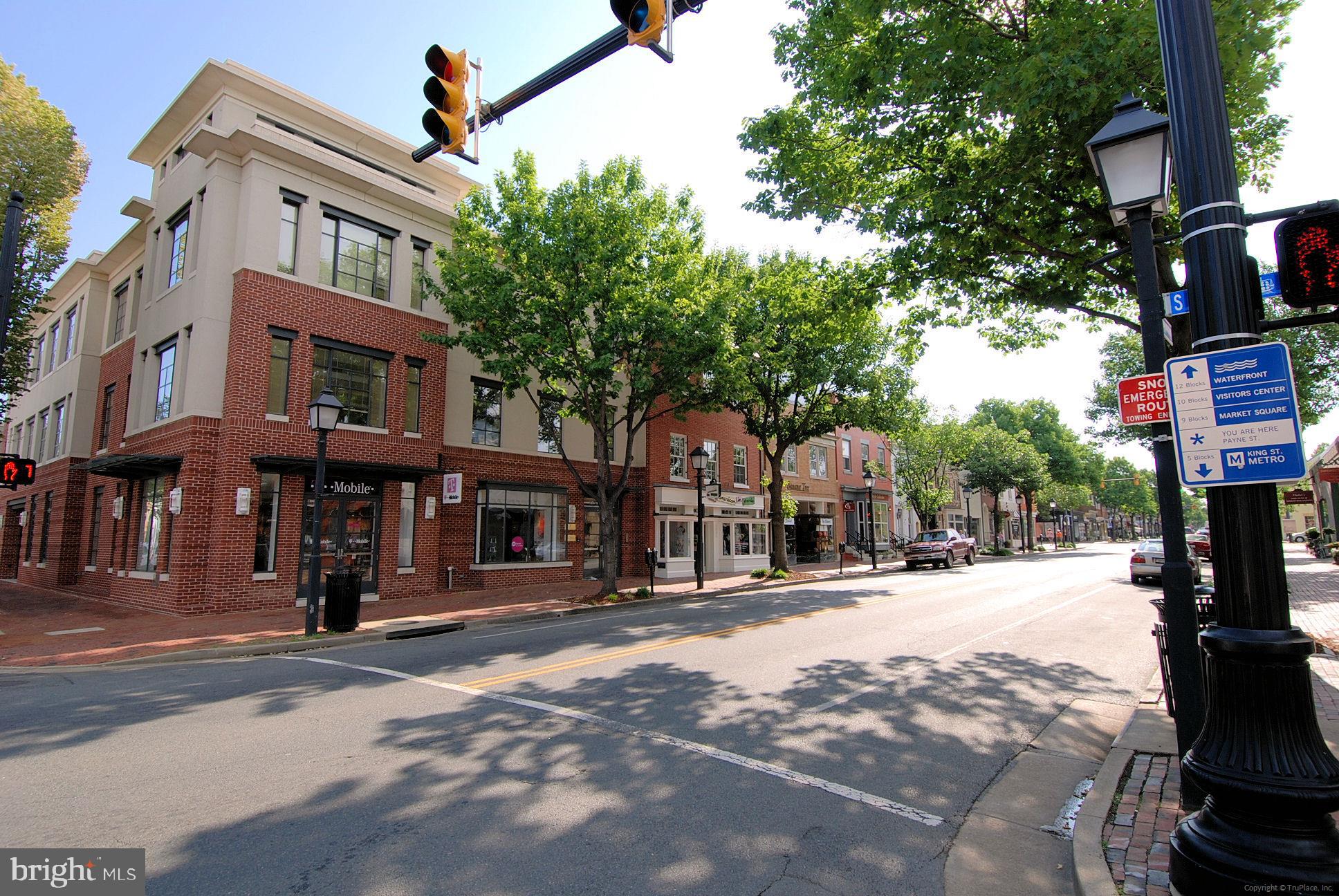 BRADDOCK PLACE TOWNHOMES - Residential