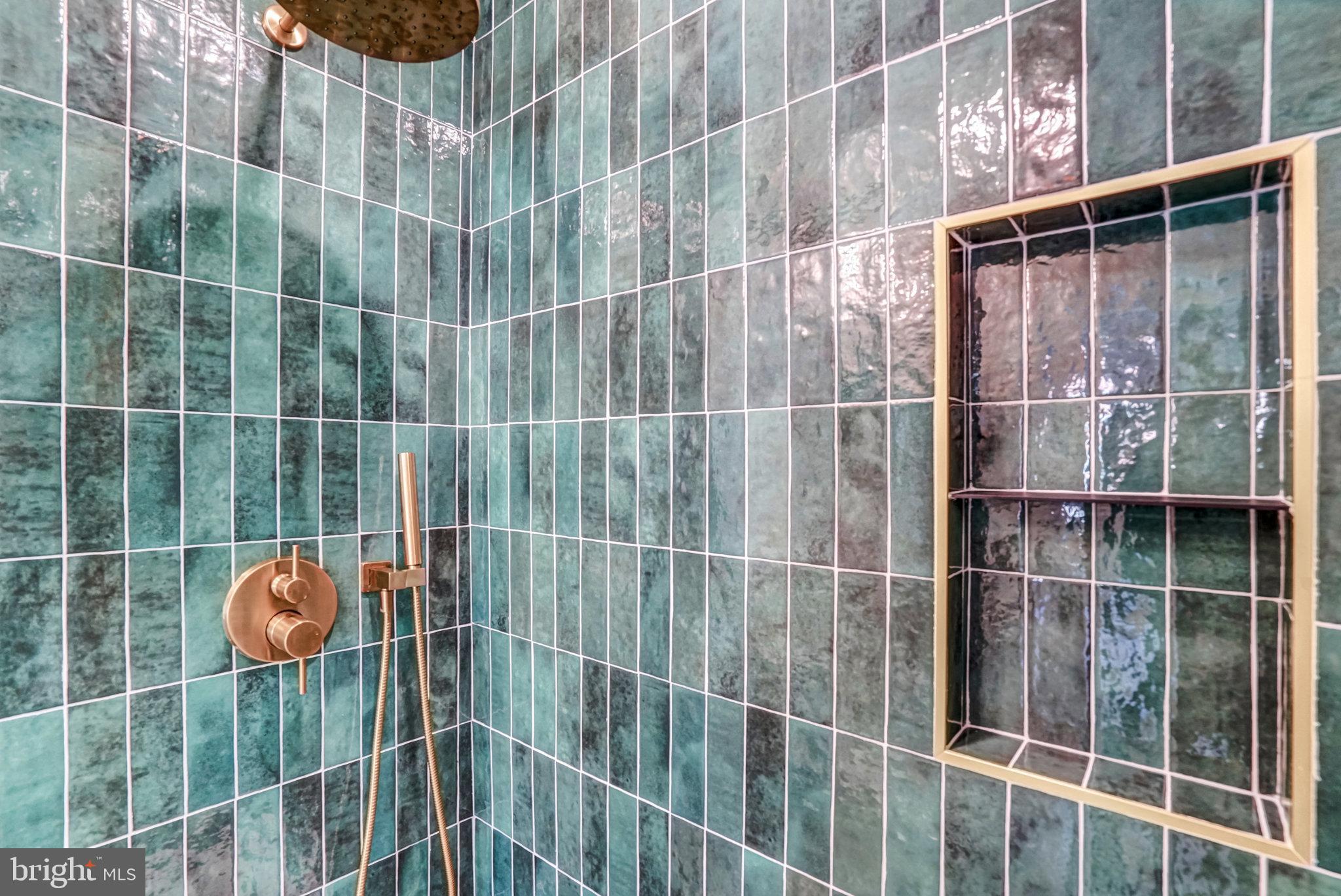 BRADDOCK PLACE TOWNHOMES - Residential