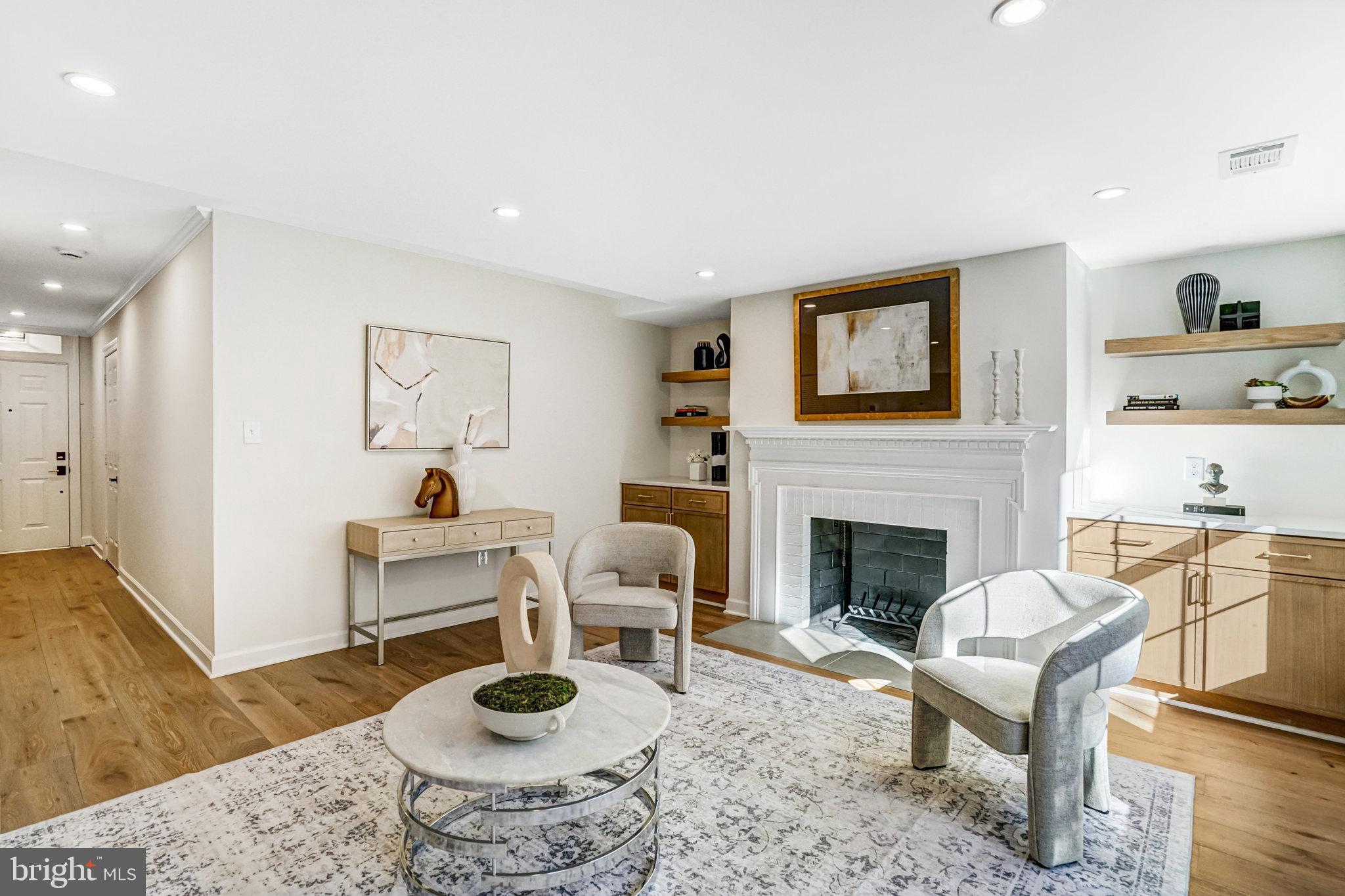 BRADDOCK PLACE TOWNHOMES - Residential