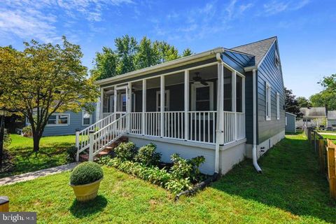 Photo of 8214 W West End Drive, ORCHARD BEACH, MD 21226 (MLS # MDAA2150664)