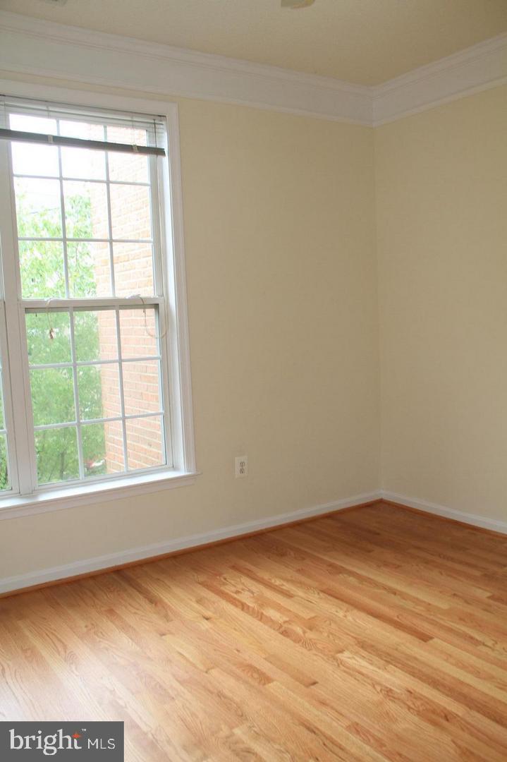 MADISON PARK AT WEST MARKET - Residential Lease