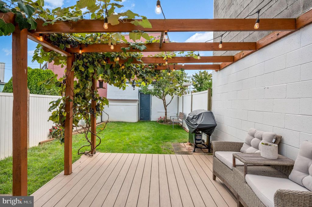 Photo of 703 N SHIPPEN ST, LANCASTER, PA 17602 (MLS # PALA2040958)