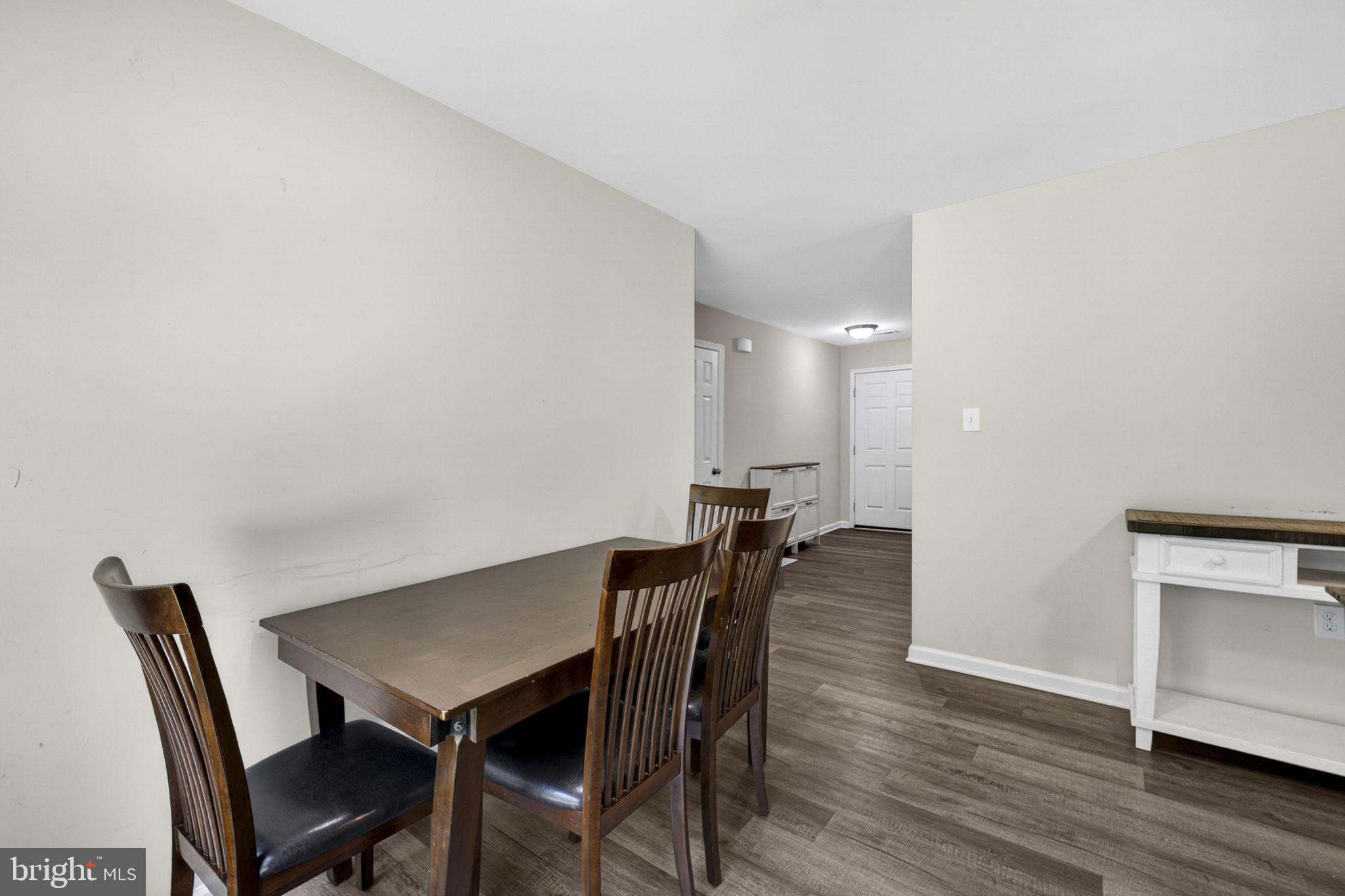 RIVER VIEW PARK - Residential