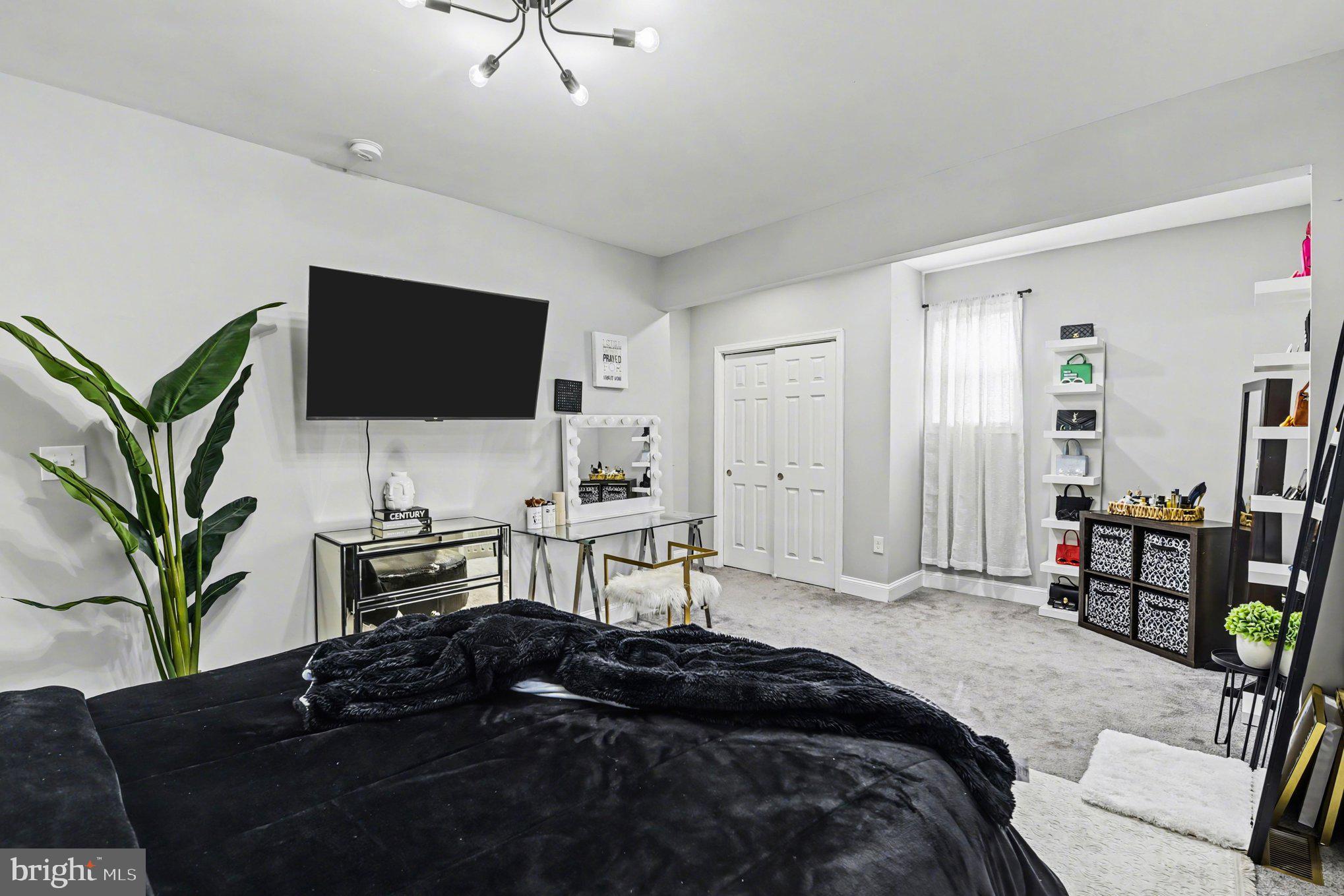 GWYNN OAK - Residential