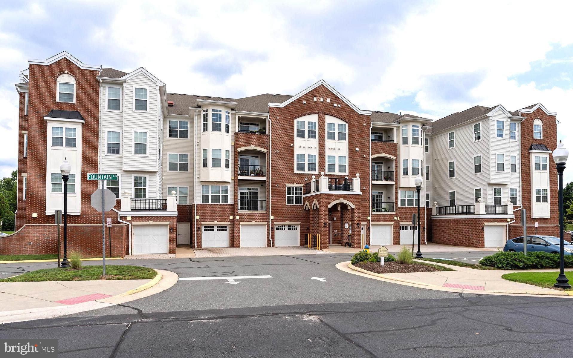 10275 FOUNTAIN CIRCLE 306