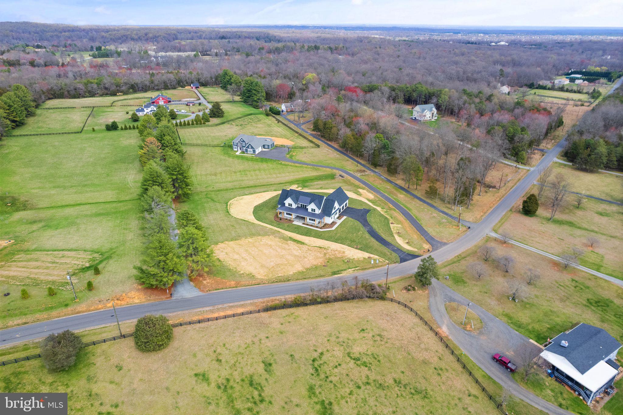 MOUNTAIN FARM - Residential