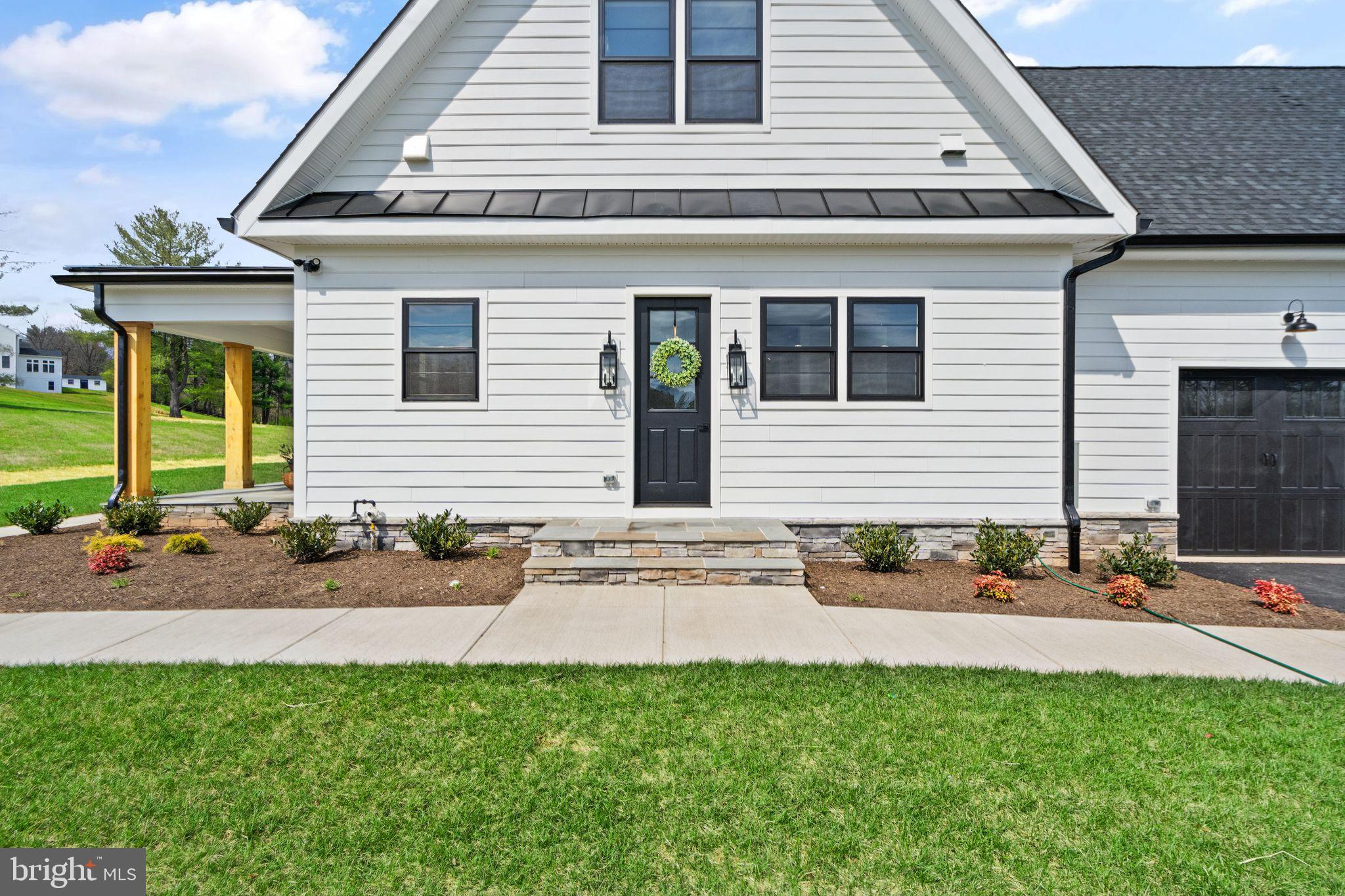 MOUNTAIN FARM - Residential