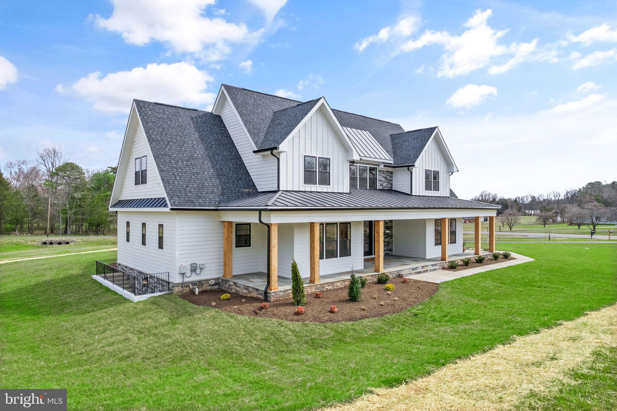 MOUNTAIN FARM - Residential