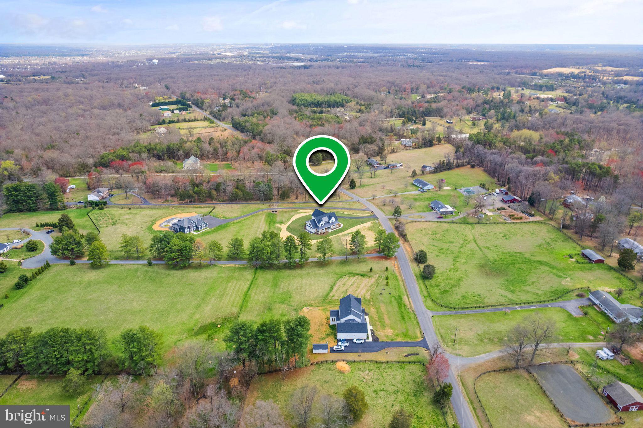 MOUNTAIN FARM - Residential