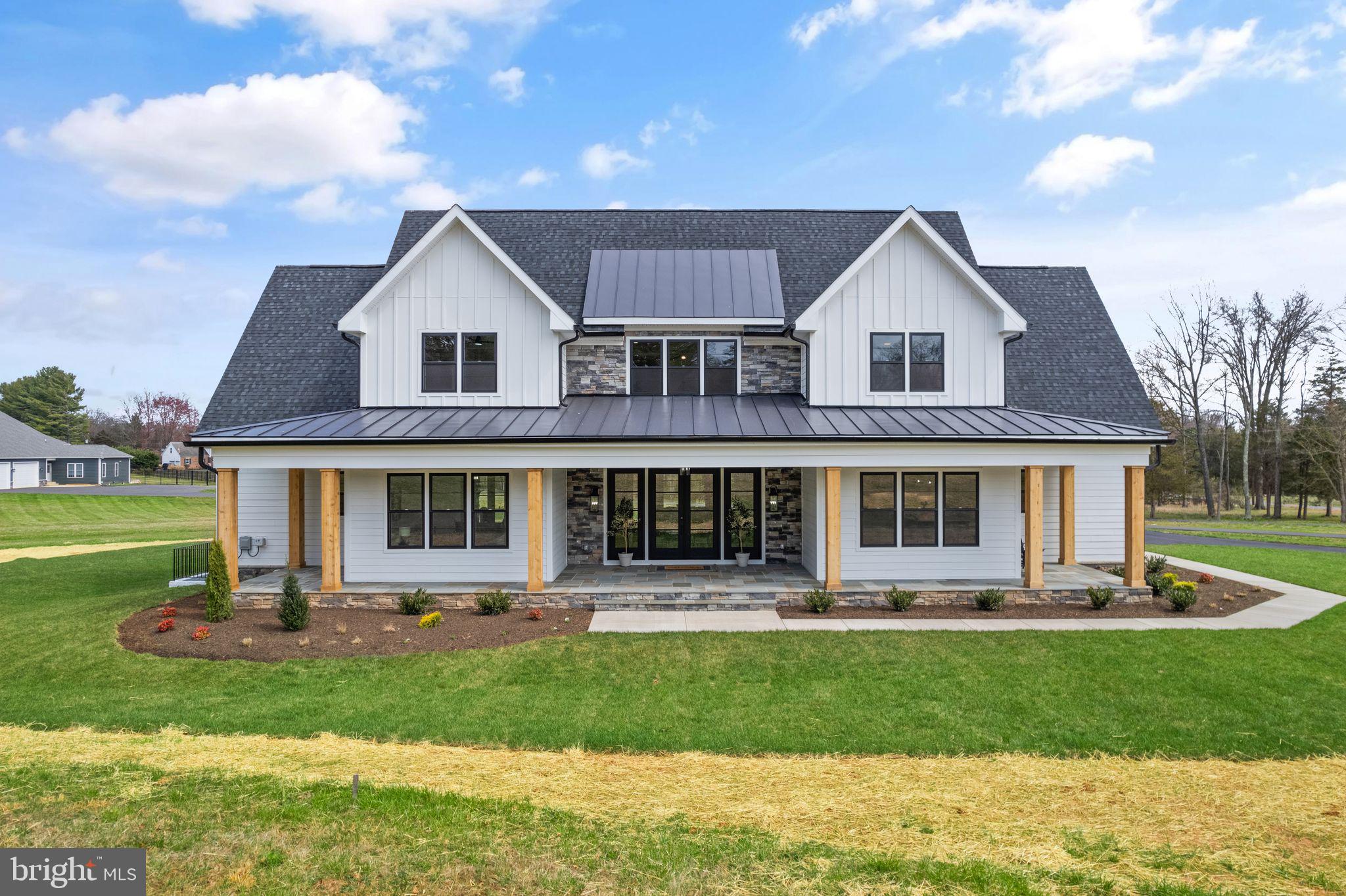 MOUNTAIN FARM - Residential