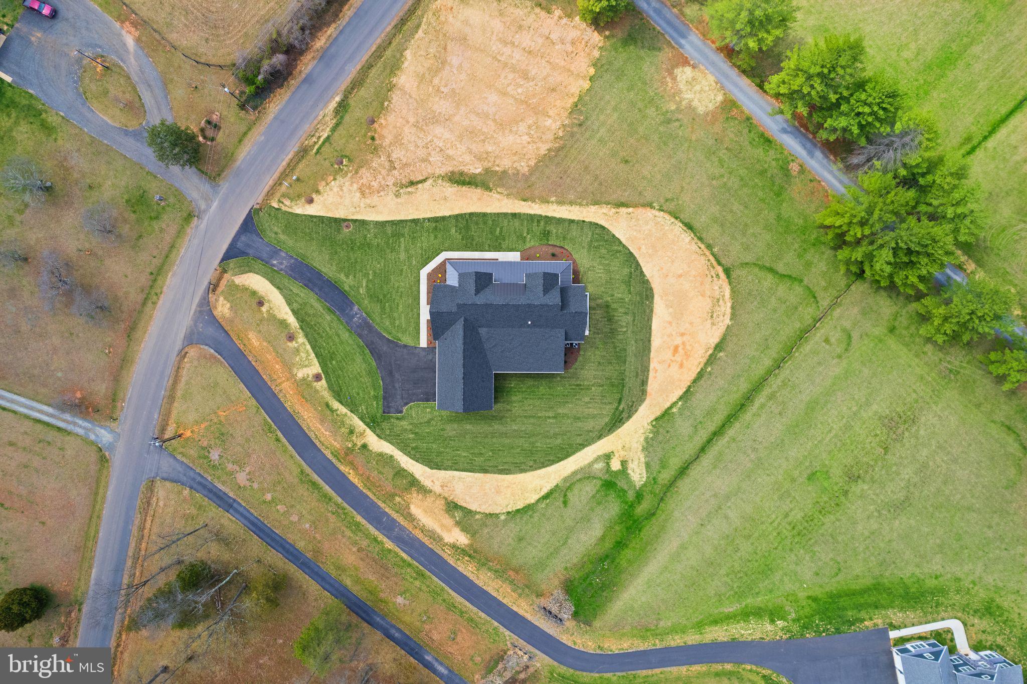 MOUNTAIN FARM - Residential