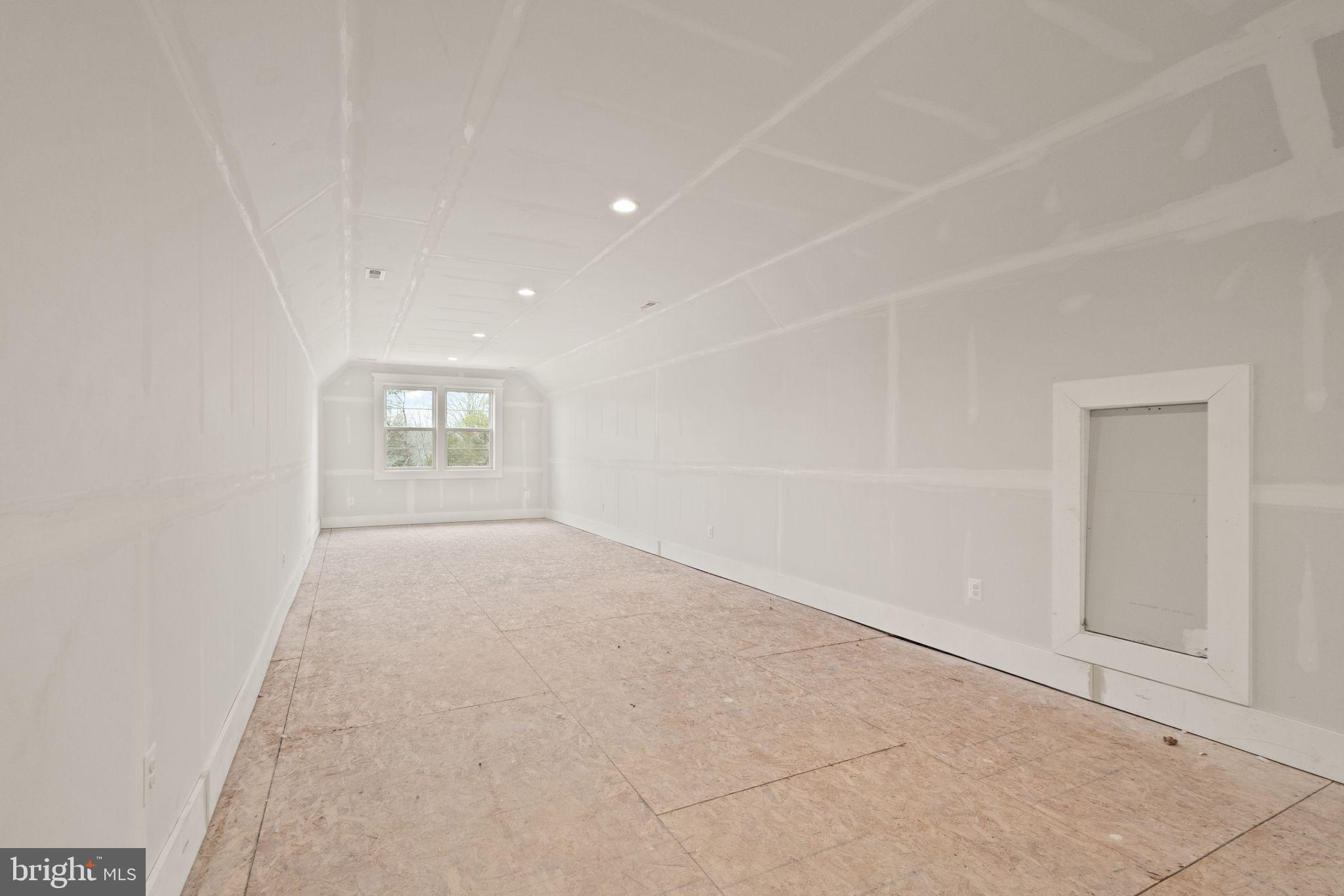 MOUNTAIN FARM - Residential