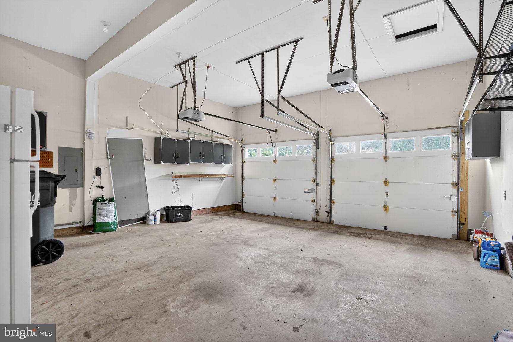 FRANKLIN WOODS - Residential