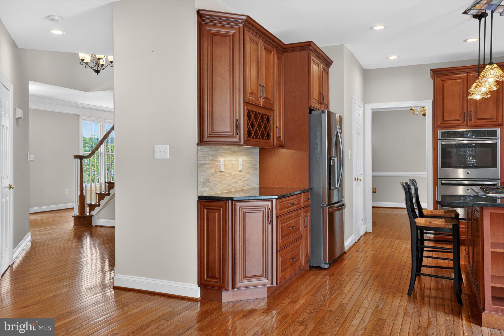 FRANKLIN WOODS - Residential