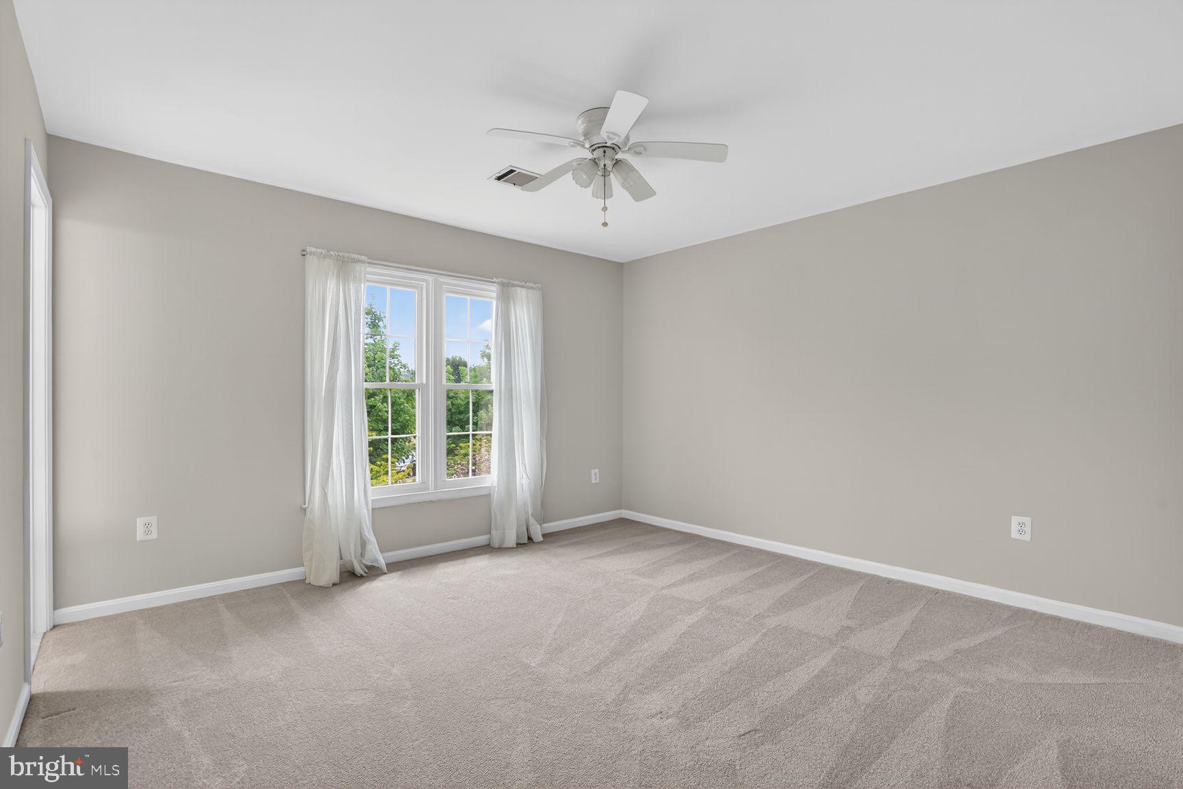 FRANKLIN WOODS - Residential