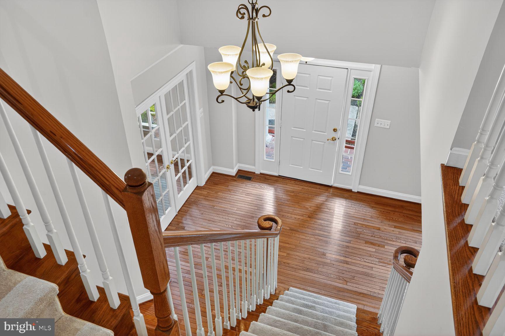 FRANKLIN WOODS - Residential