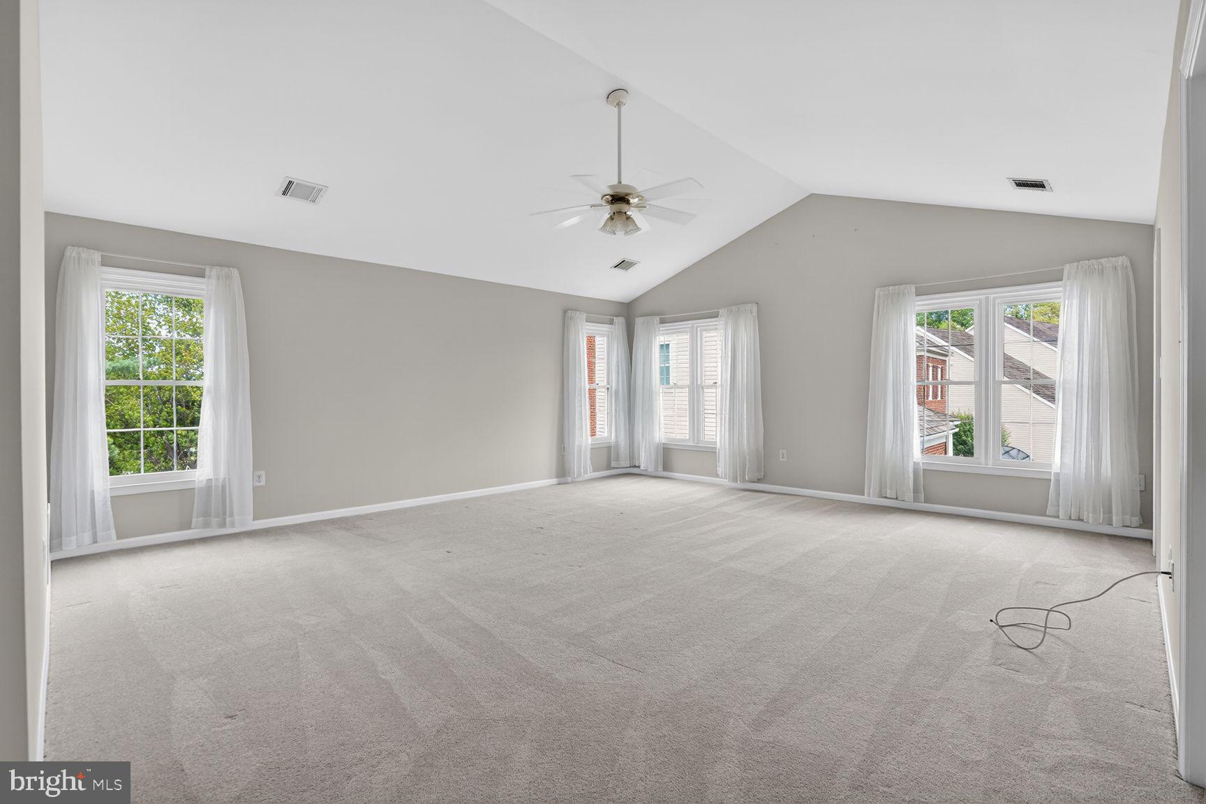 FRANKLIN WOODS - Residential