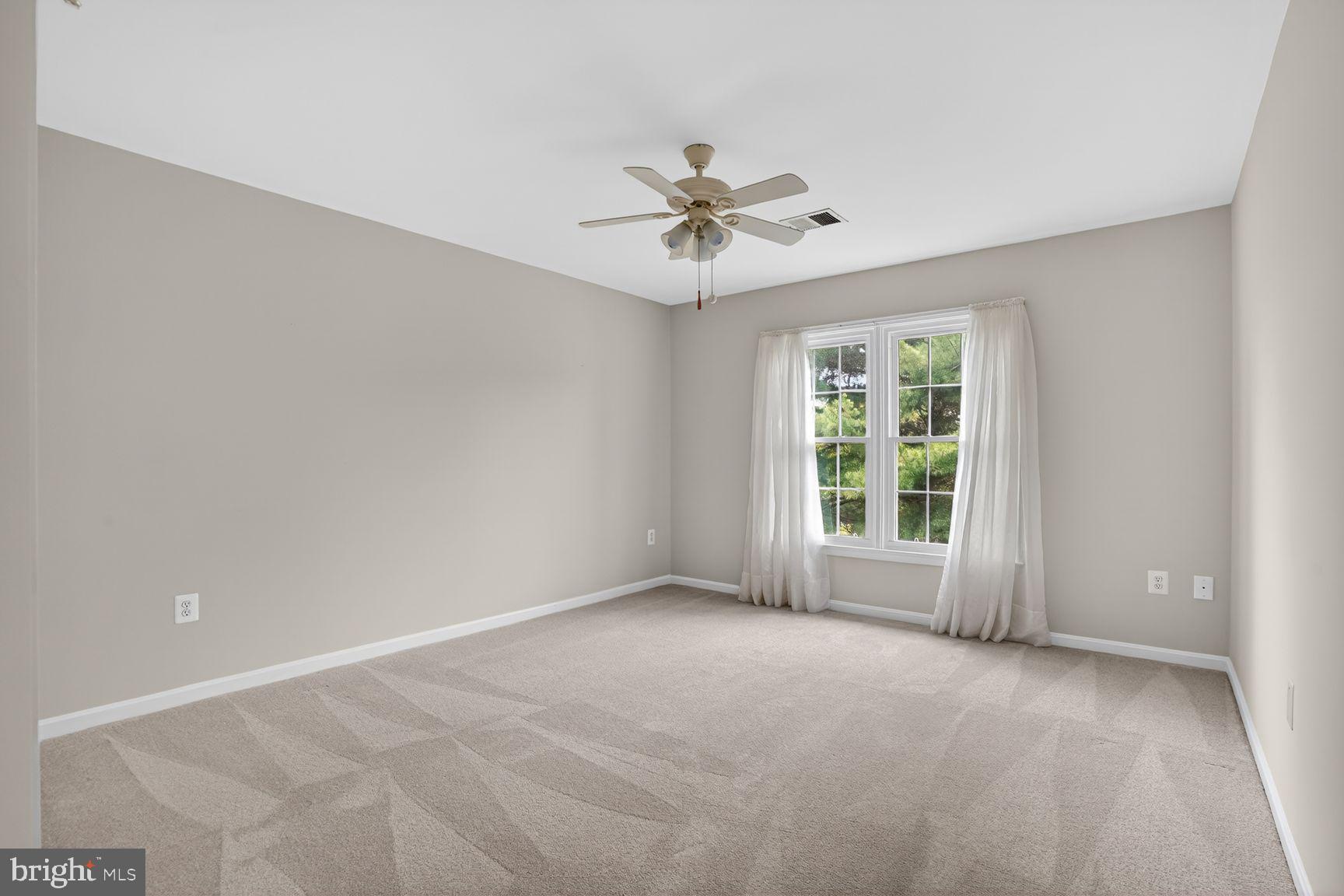 FRANKLIN WOODS - Residential