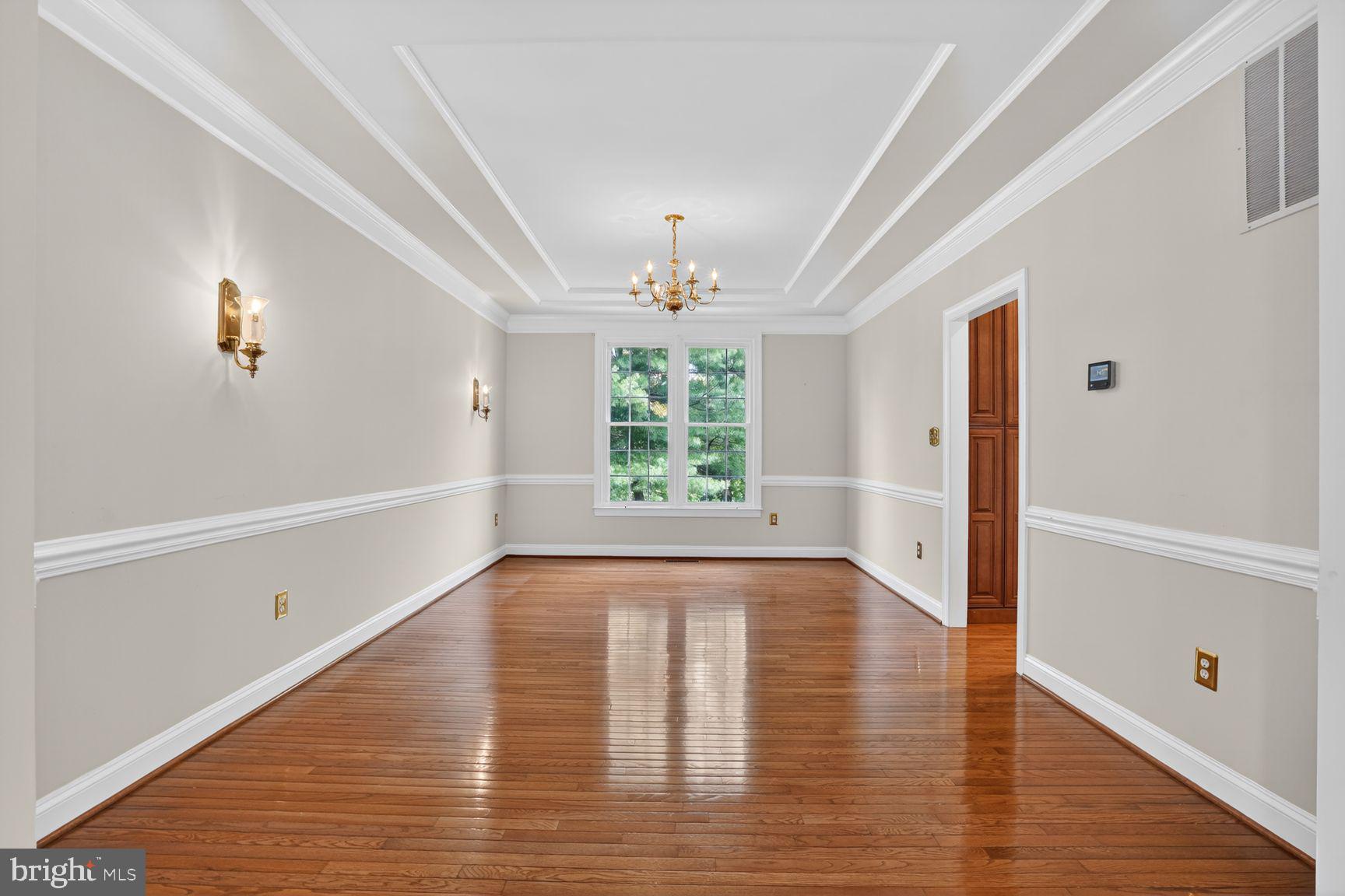 FRANKLIN WOODS - Residential