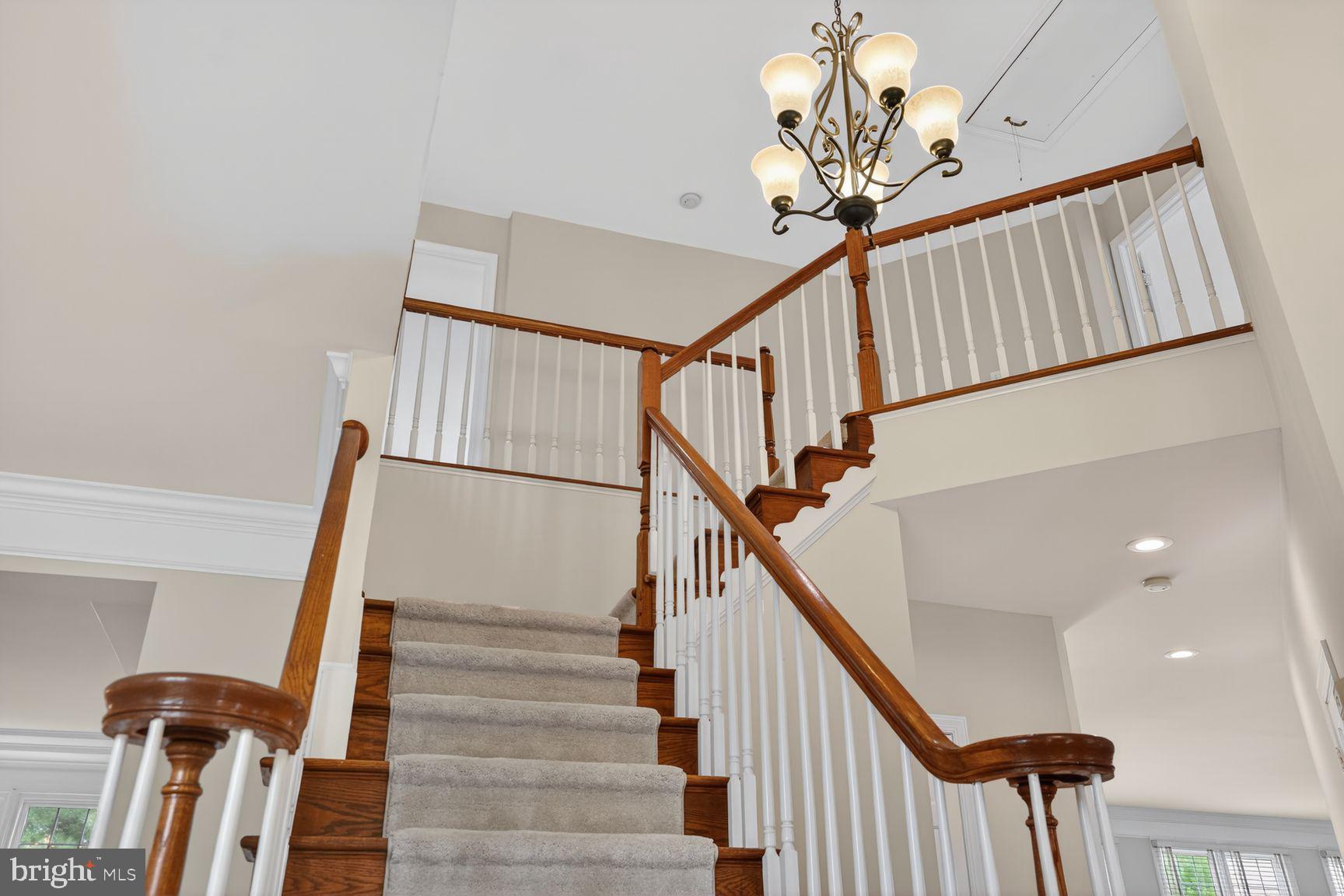 FRANKLIN WOODS - Residential