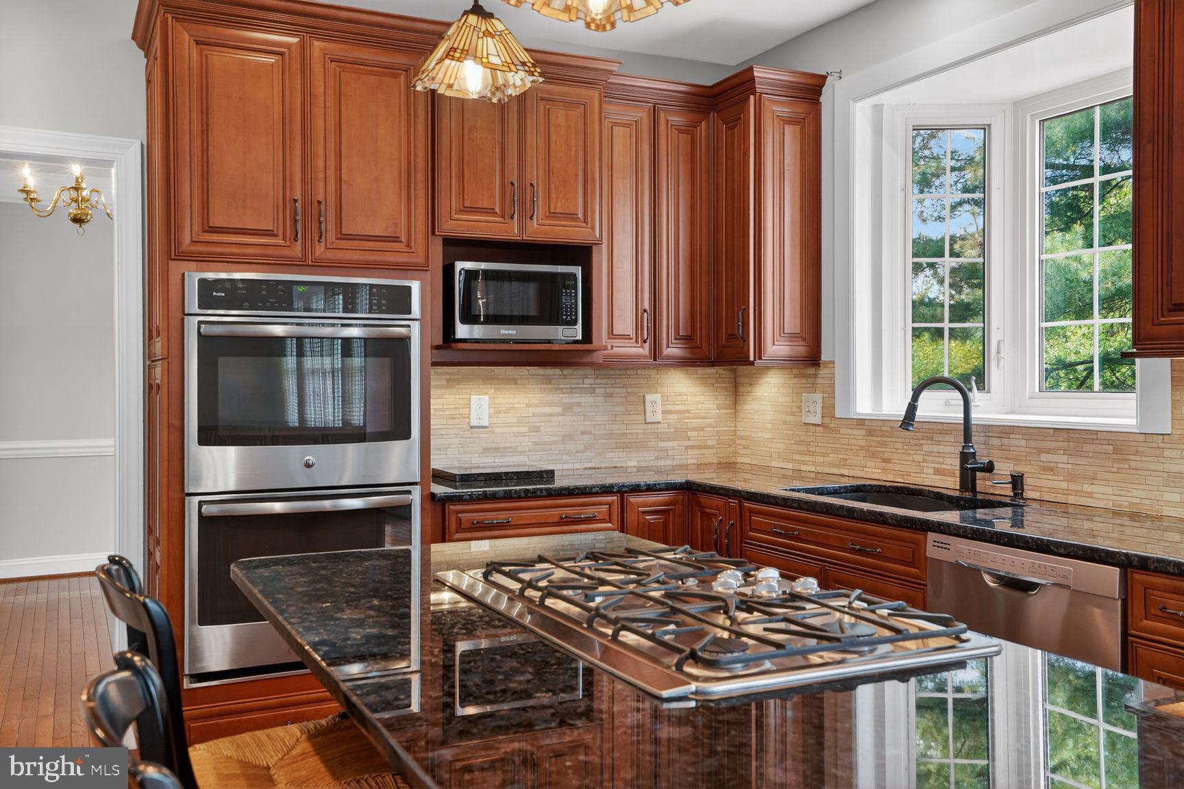 FRANKLIN WOODS - Residential