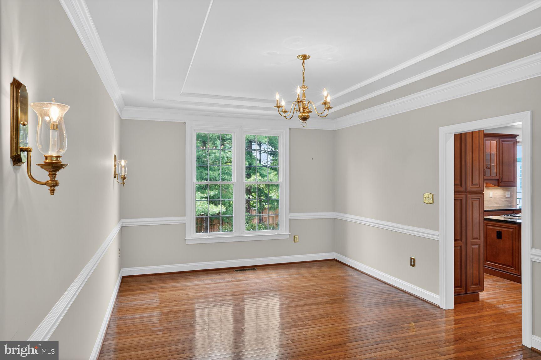 FRANKLIN WOODS - Residential