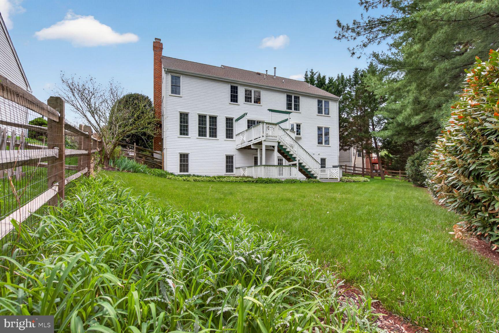 FRANKLIN WOODS - Residential