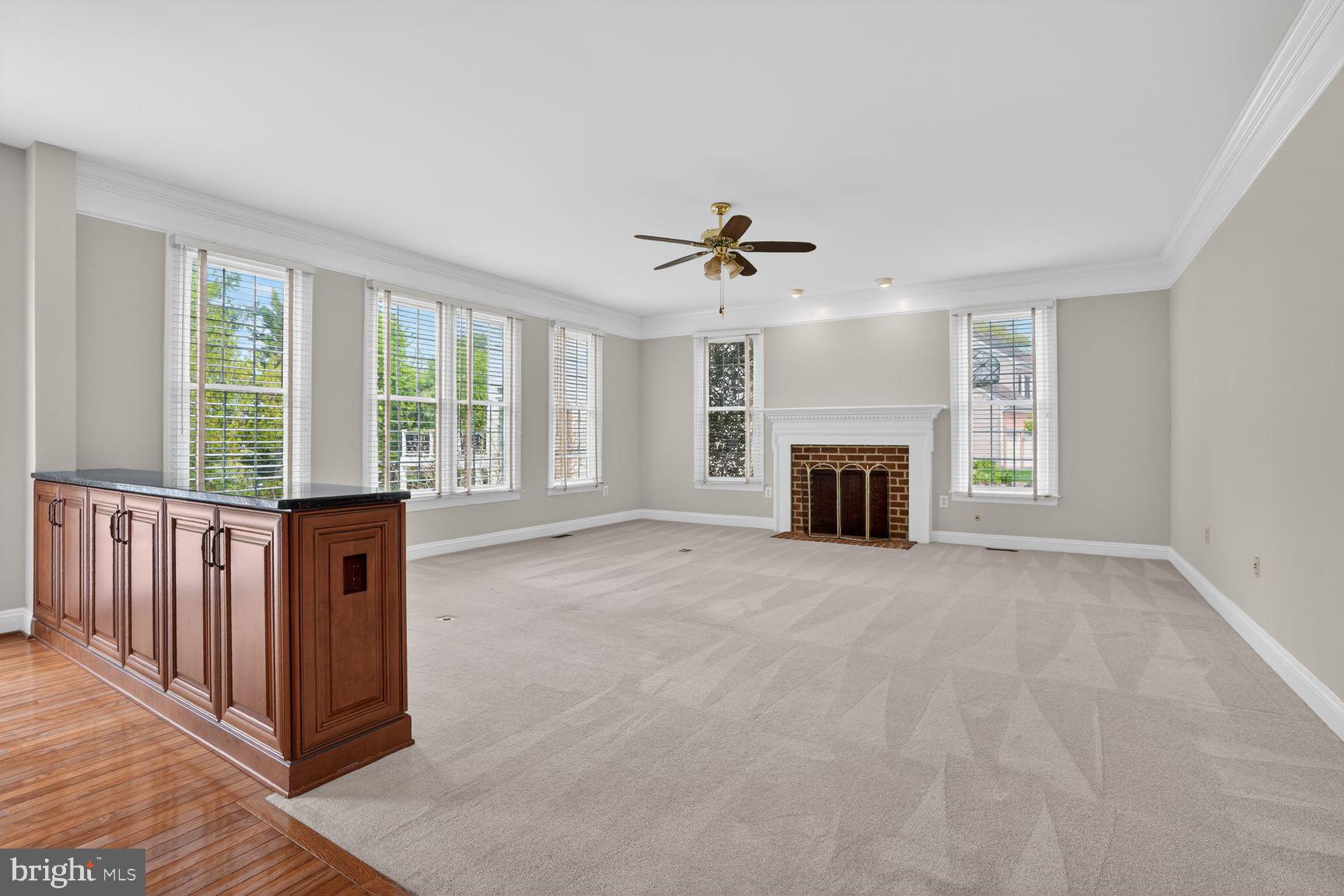 FRANKLIN WOODS - Residential